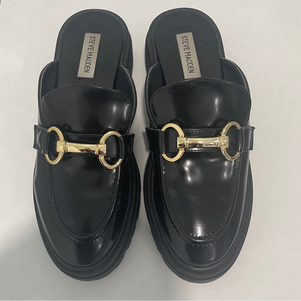 STEVE MADDEN Missk Black Patent Leather Chunky Lug Platform Mule Loafers (7) - Picture 14 of 15